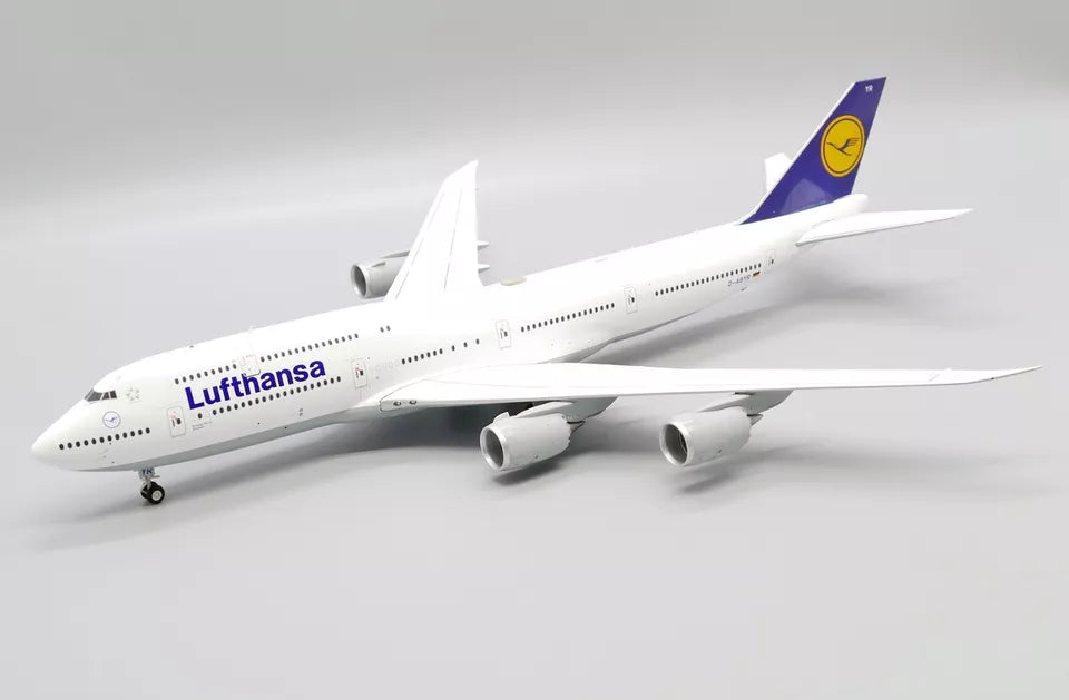 JC WINGS  B747-8 LUFTHANSA REG: D-ABYR