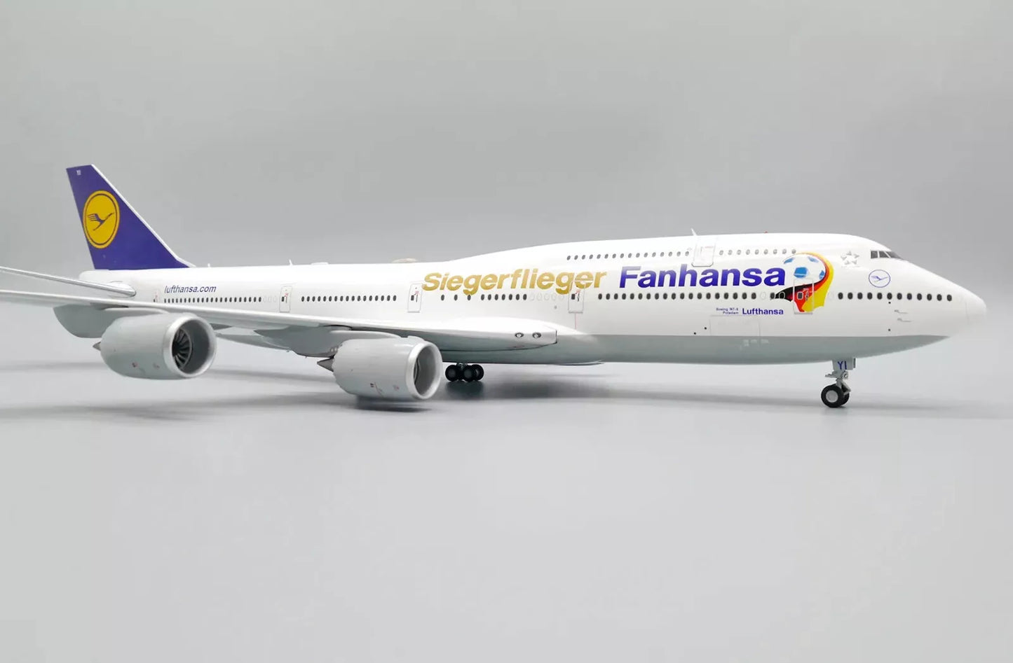 JC WINGS B747-8 LUFTHANSA "FANHANSA SIEGERFLIEGER" REG: D-ABYI