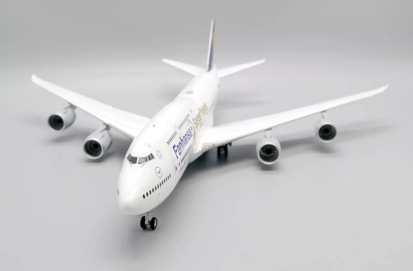 JC WINGS B747-8 LUFTHANSA "FANHANSA SIEGERFLIEGER" REG: D-ABYI