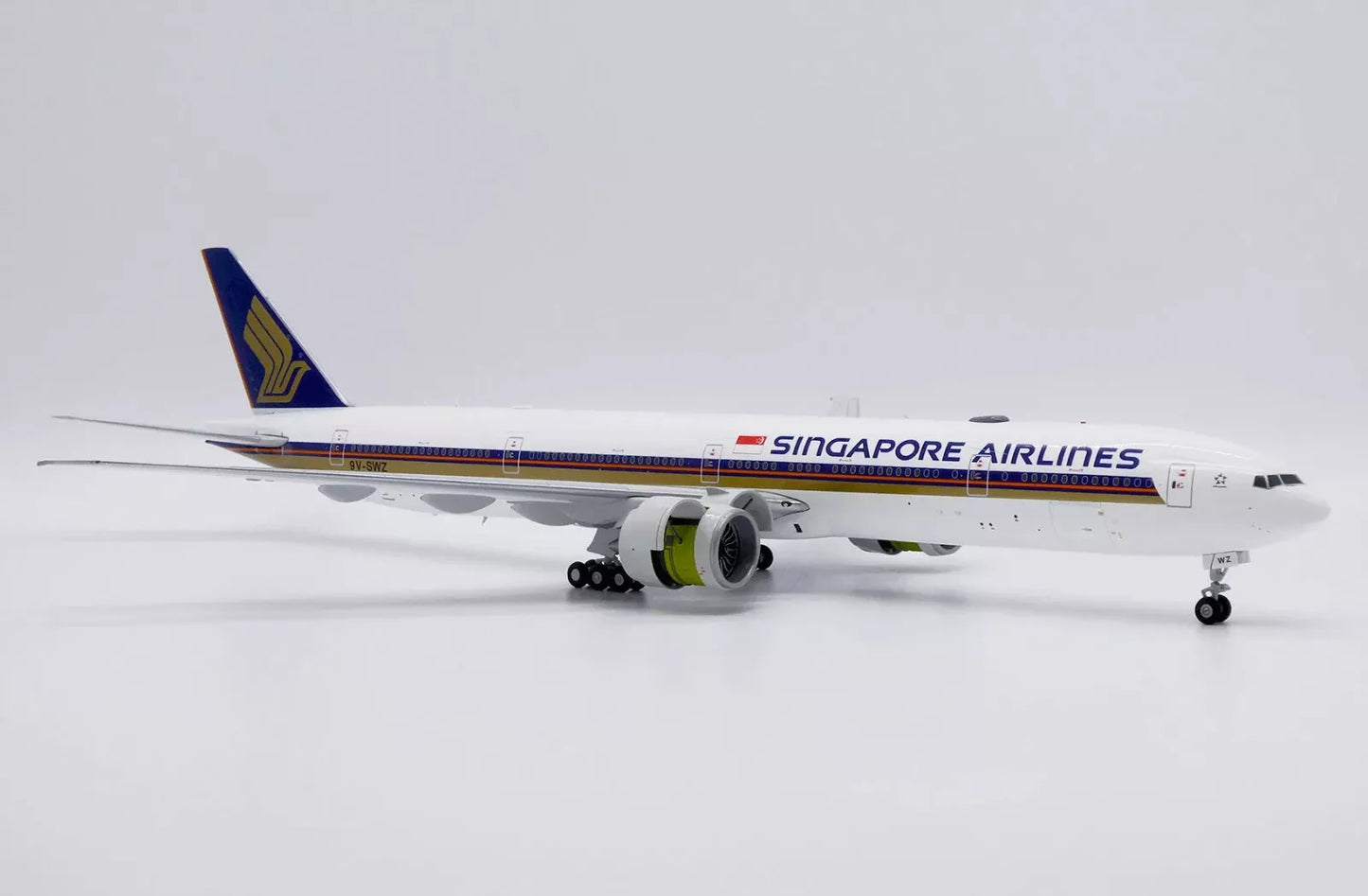 JC WINGS B777-300ER SINGAPORE AIRLINES "ADVANCED ENGINE OPTION" REG: 9V-SWZ
