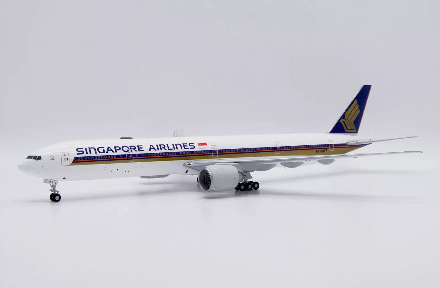 JC WINGS B777-300ER SINGAPORE AIRLINES "ADVANCED ENGINE OPTION" REG: 9V-SWZ