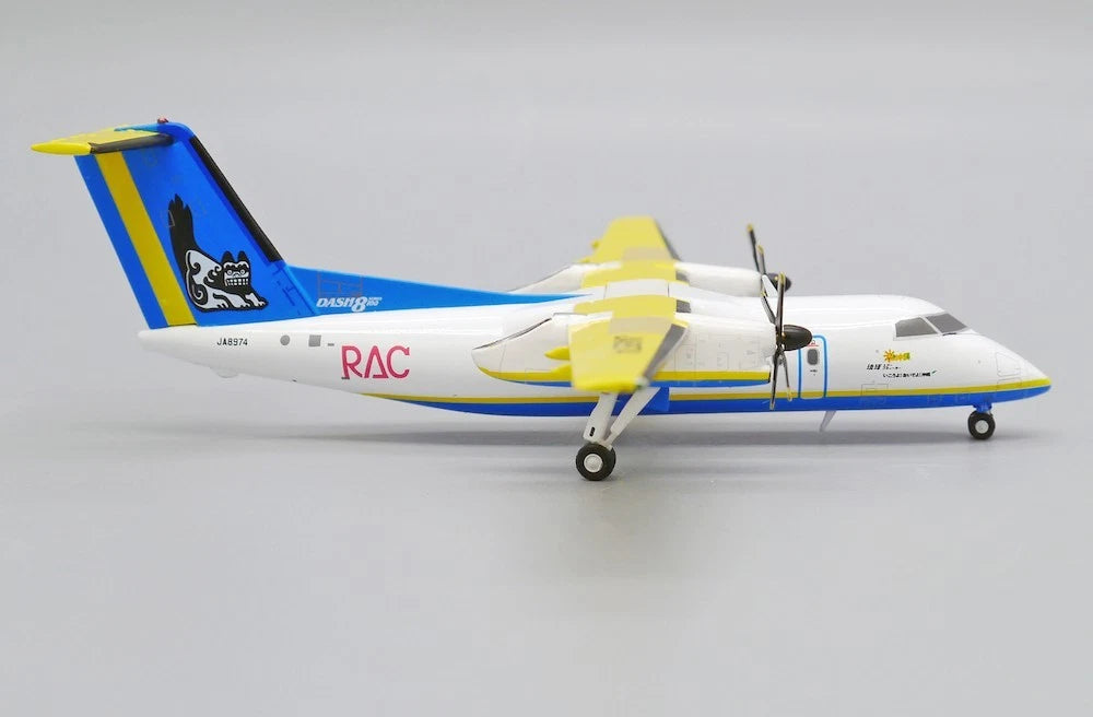 JC WINGS DASH 8-Q100 RAC RYUKYU AIR COMMUTER REG: JA8974