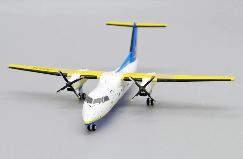 JC WINGS DASH 8-Q100 RAC RYUKYU AIR COMMUTER REG: JA8974