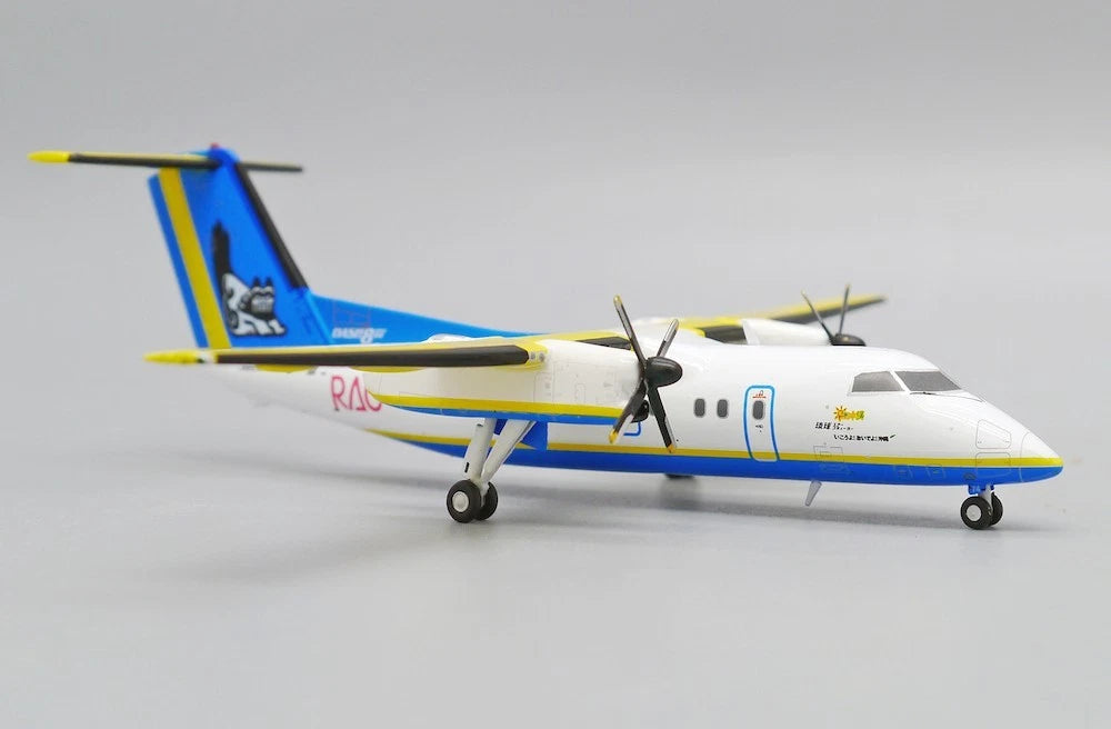 JC WINGS DASH 8-Q100 RAC RYUKYU AIR COMMUTER REG: JA8974