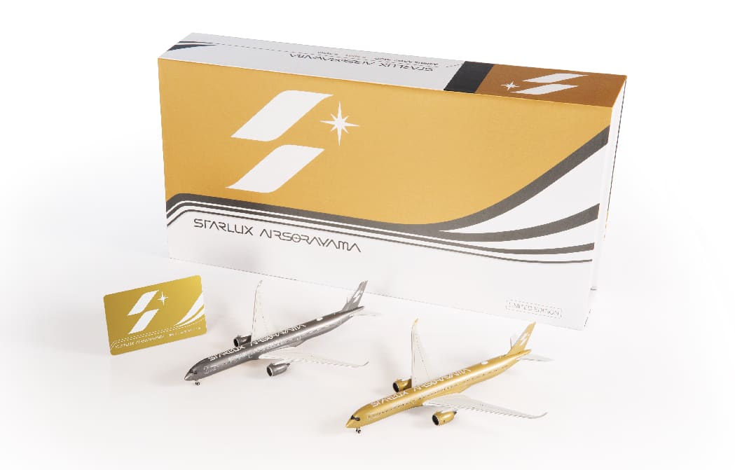 JC WINGS A350-1000XWB STARLUX AIRLINES "SORAYAMA" REG: REG: B-58553, B-58554