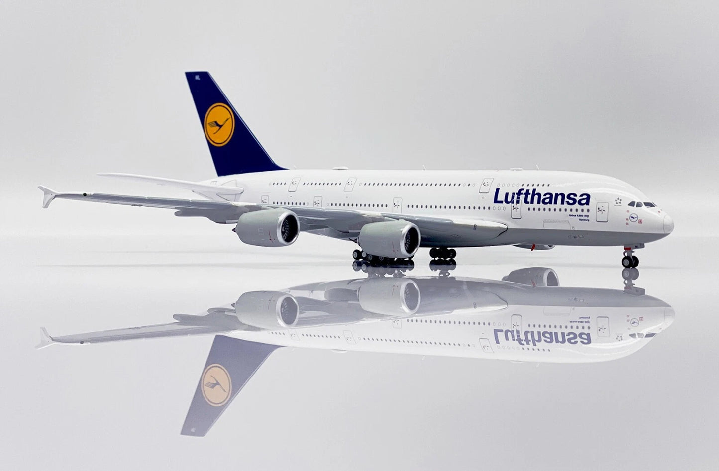JC WINGS A380 LUFTHANSA REG: D-AIML