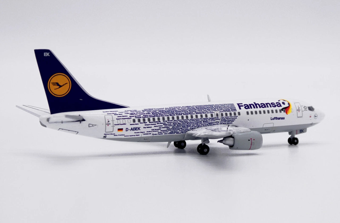 JC WINGS B737-300 LUFTHANSA "FANHANSA" REG: D-ABEK