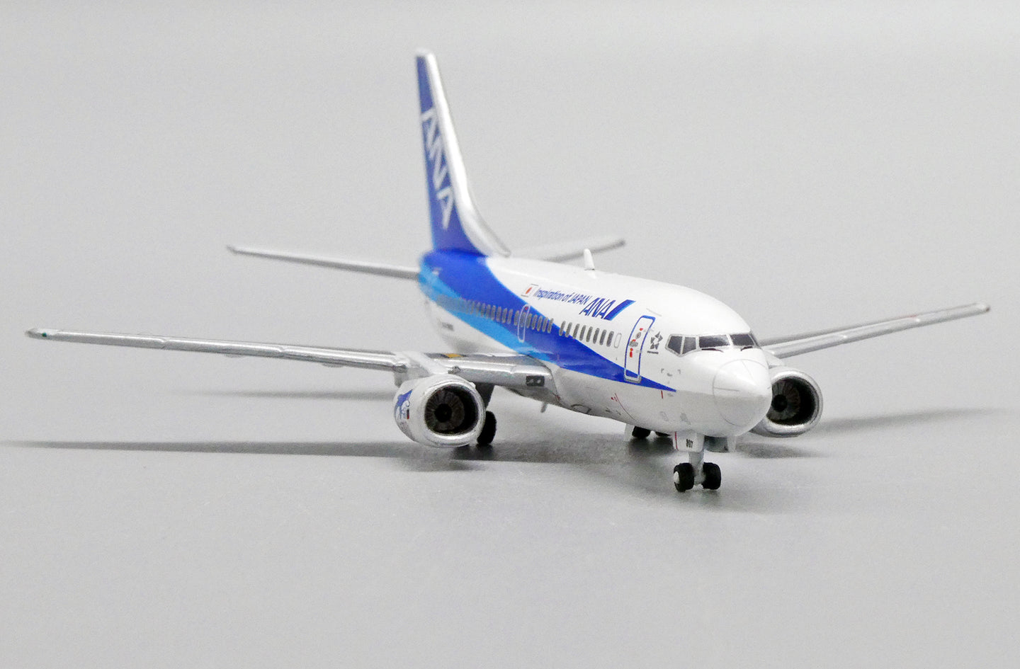 JC WINGS B737-500 ALL NIPPON AIRWAYS "FAREWELL" REG: JA307K