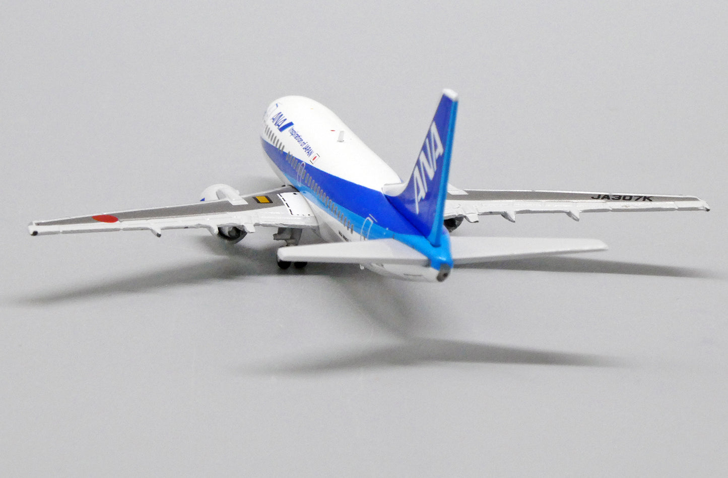 JC WINGS B737-500 ALL NIPPON AIRWAYS "FAREWELL" REG: JA307K