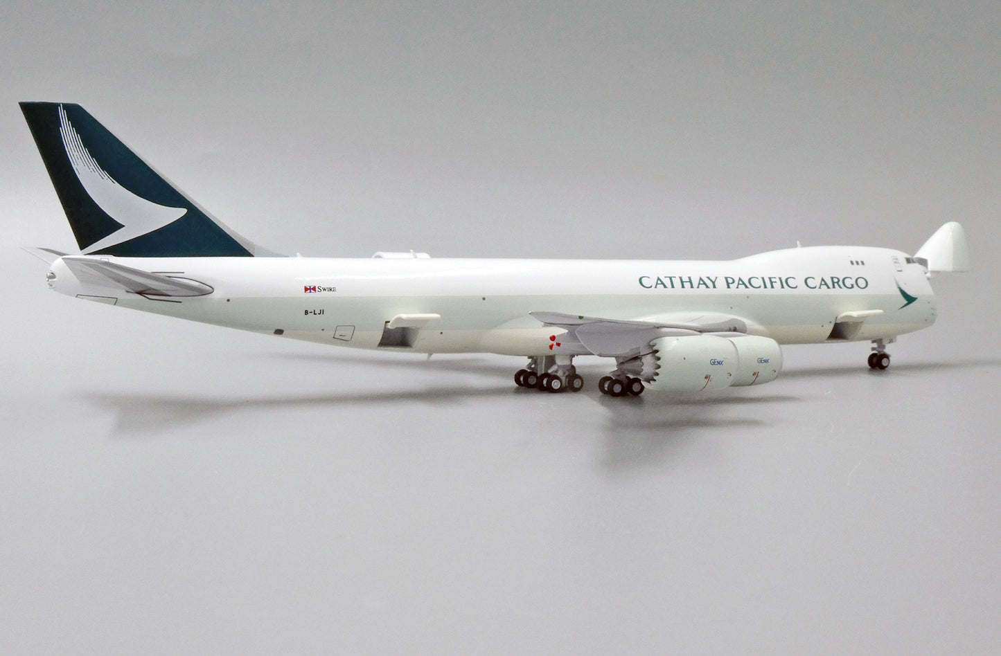 JC WINGS B747-8F MISC CARGO INTERACTIVE SERIES REG: B-LJI