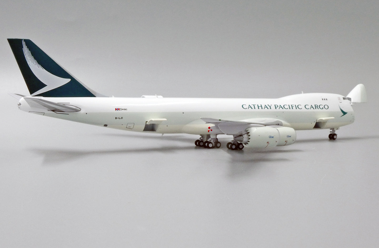 JC WINGS B747-8F MISC CARGO INTERACTIVE SERIES REG: B-LJI