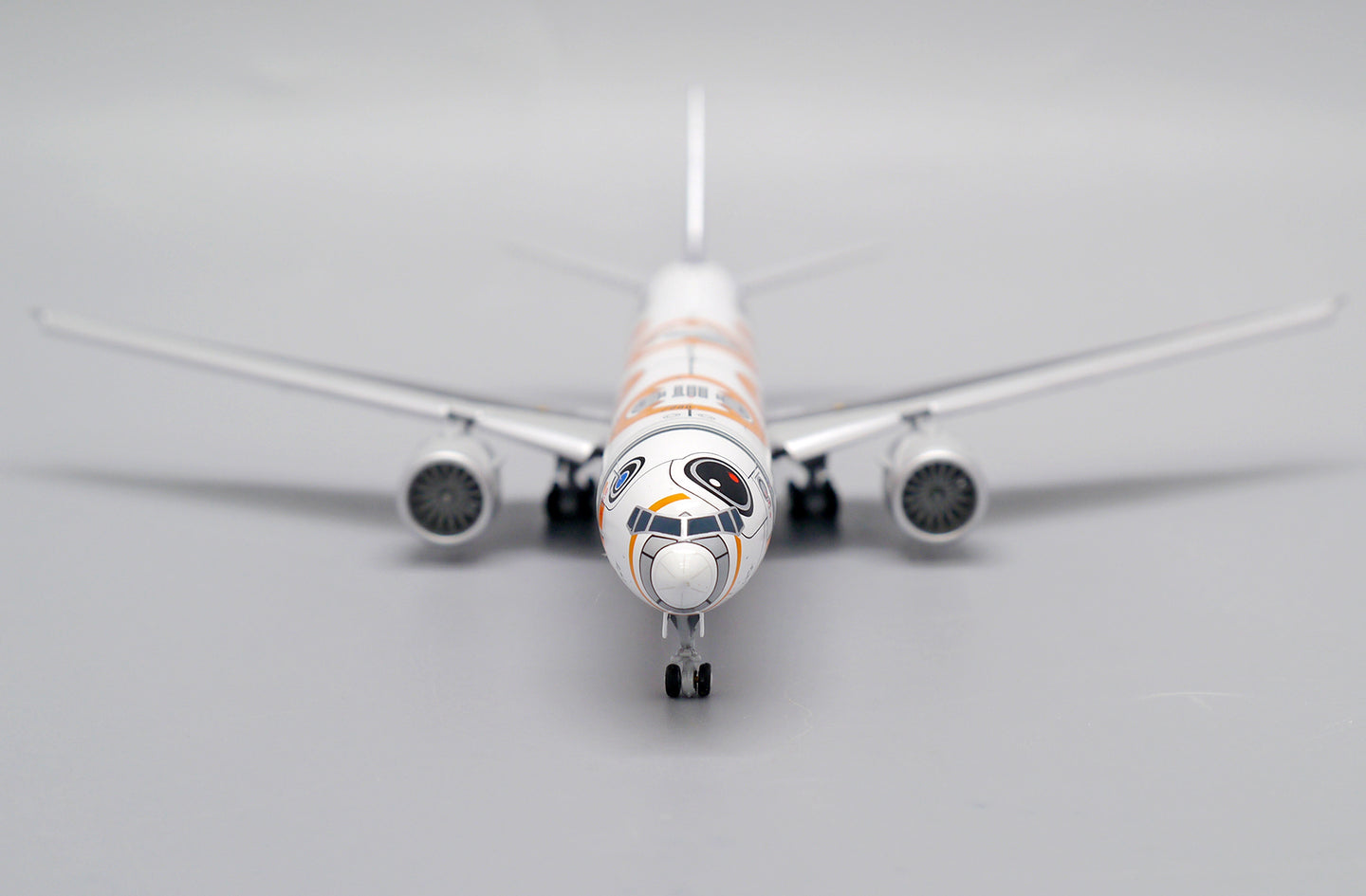 JC WINGS B777-300(ER) ALL NIPPON AIRWAYS "STAR WARS" (FLAP DOWN) REG: JA789A