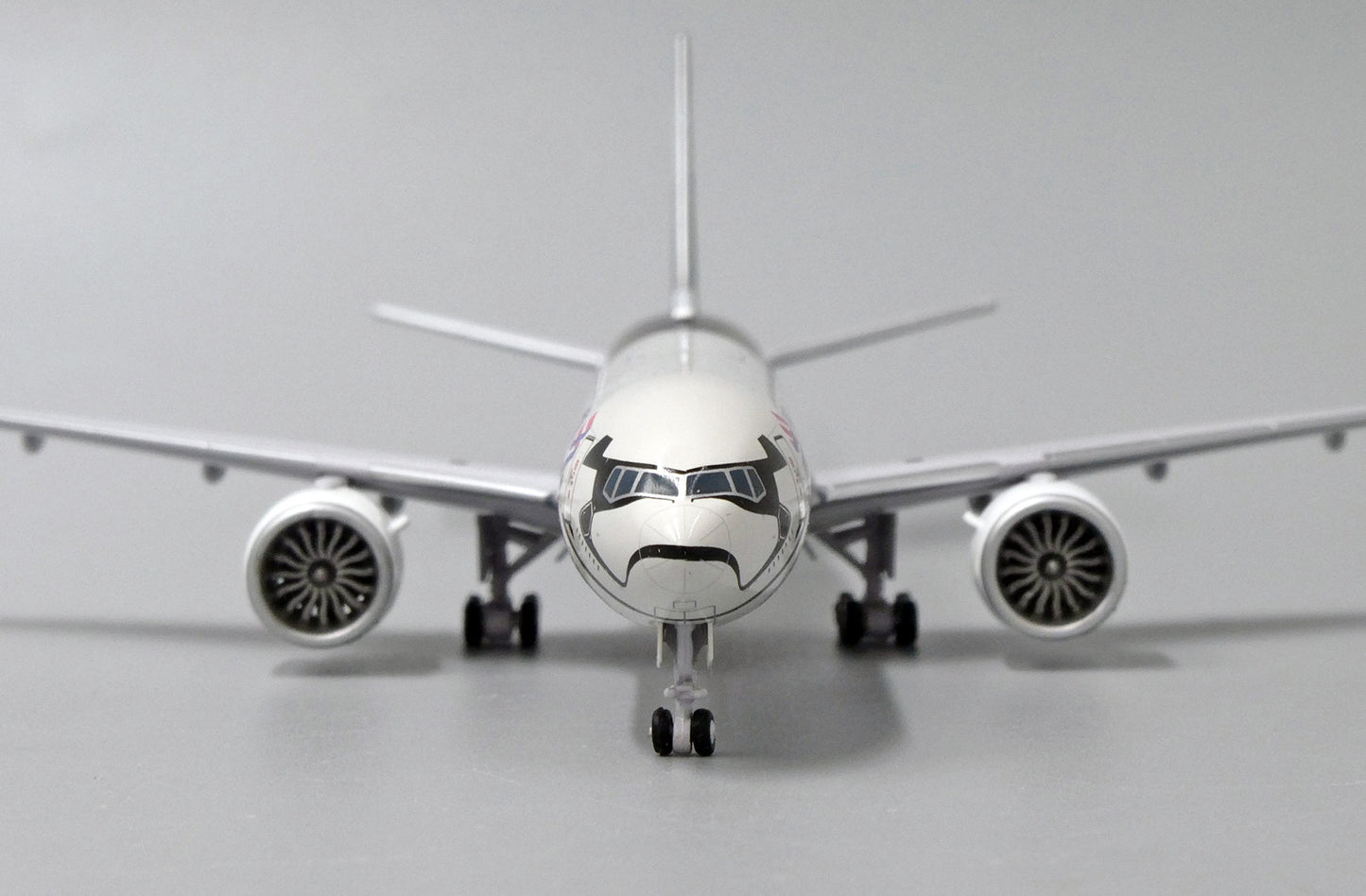 JC WINGS B777-300ER LATAM AIRLINES "STAR WARS, GALAXYS EDGE" REG: PT-MUA