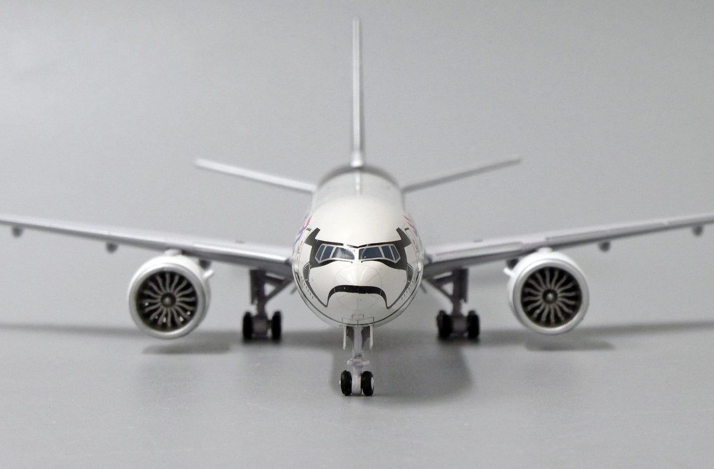 JC WINGS B777-300ER LATAM AIRLINES "STAR WARS, GALAXYS EDGE" REG: PT-MUA