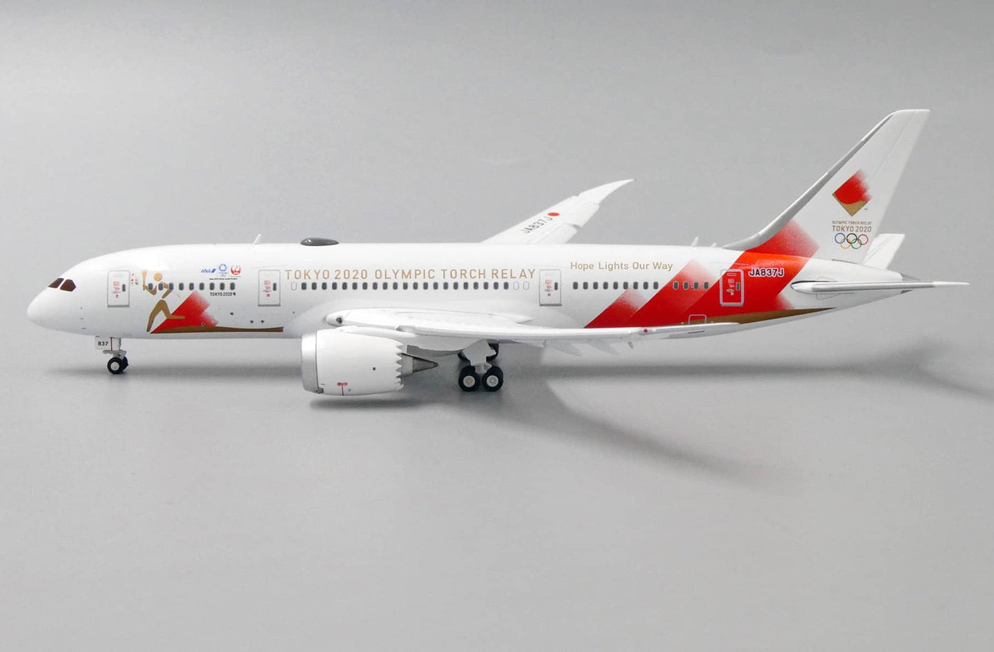 JC WINGS B787-8 DREAMLINER "TOKYO 2020 OLYMPICS TORCH RELAY" (FLAPS DOWN) REG: JA837J