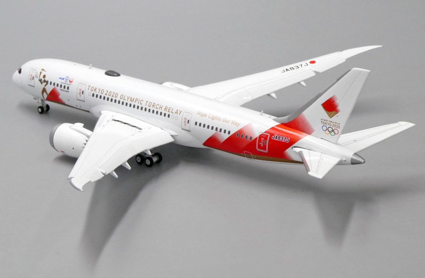 JC WINGS B787-8 DREAMLINER "TOKYO 2020 OLYMPICS TORCH RELAY" (FLAPS DOWN) REG: JA837J