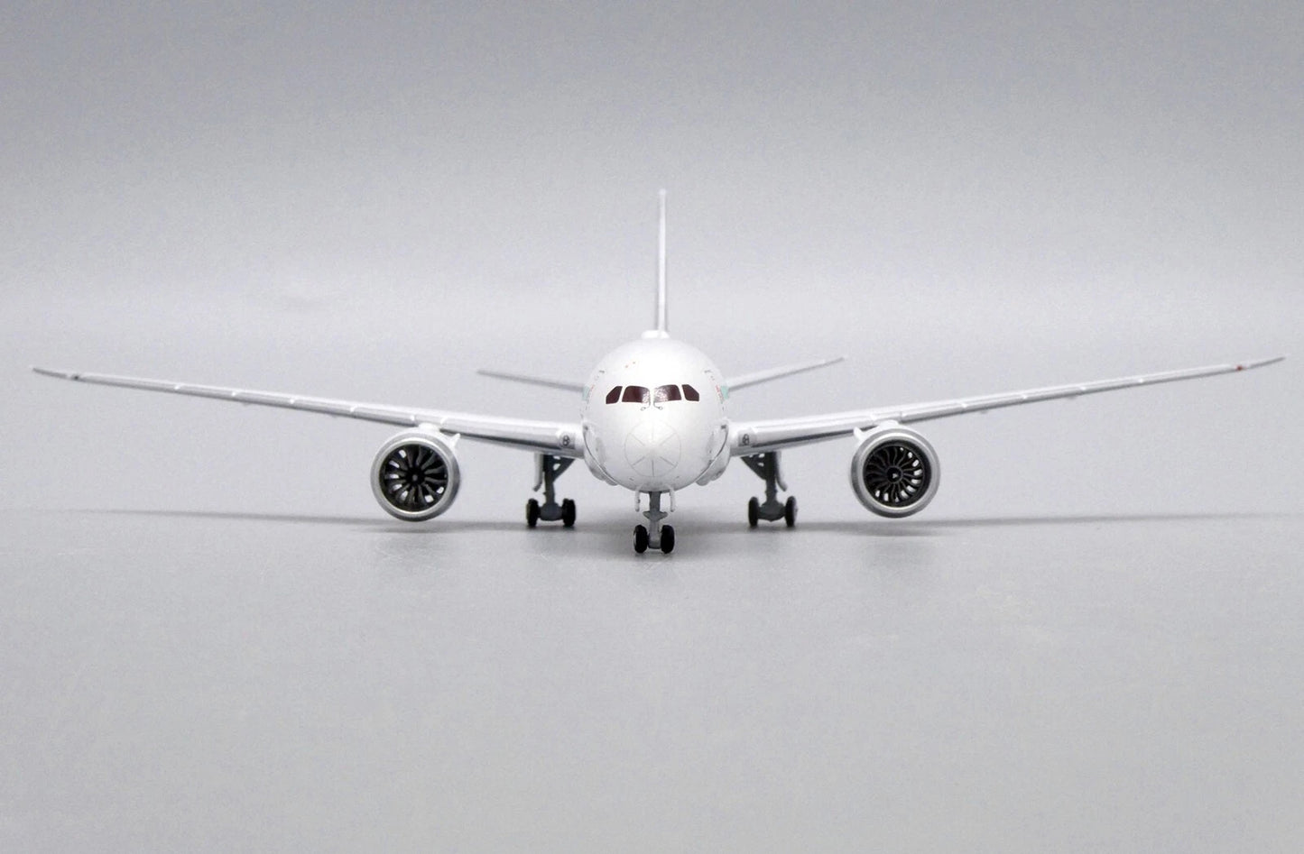 JCWINGS B787-8 DREAMLINER ZIP AIR REG: JA825J