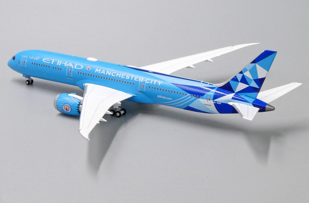 JC WINGS B787-9 ETIHAD AIRWAYS "MANCHESTER CITY" REG: A6-BND