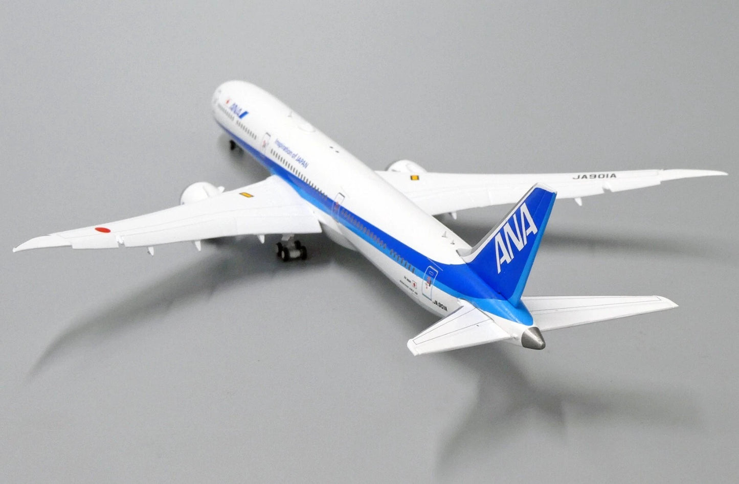 JCWINGS  B787 ALL NIPPON AIRWAYS (FLAPS DOWN) REG: JA901A