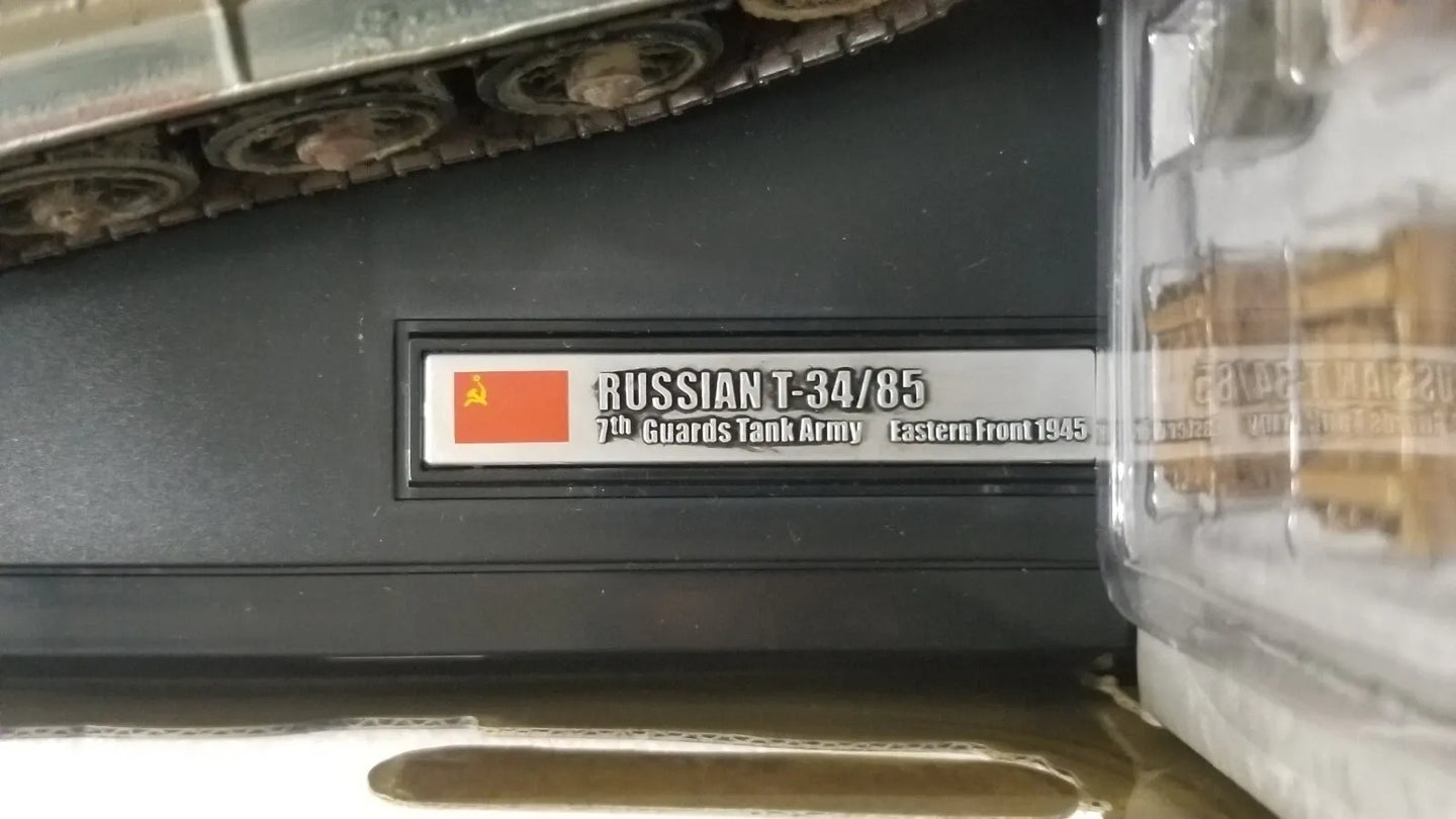 FORCES OF VALOR RUSSIAN T-34/85 EASTERN FRONT 1945