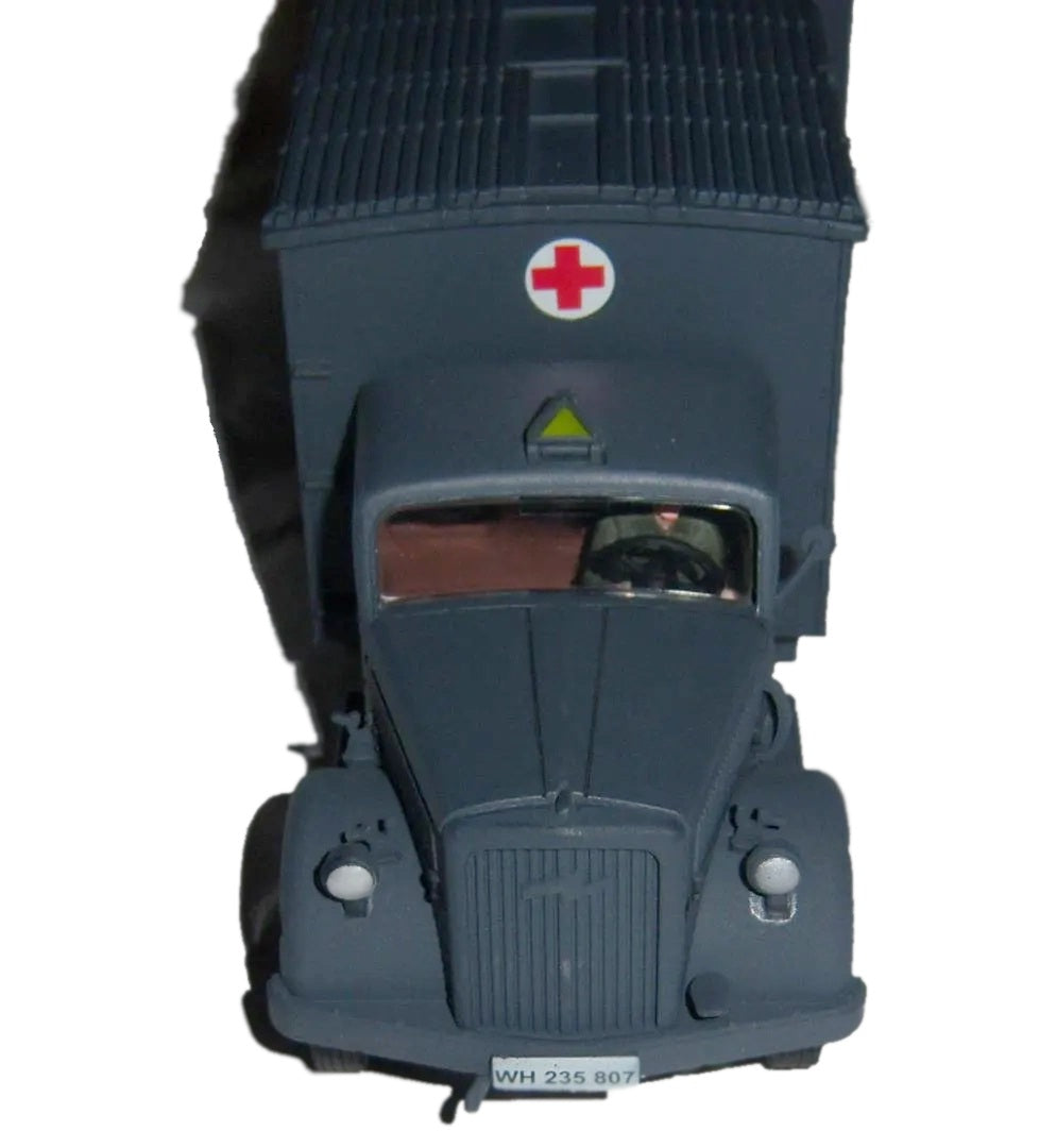 FORCES OF VALOR KFZ.305 BLITZ AMBULANCE GERMAN ARMY FRANCE 1940