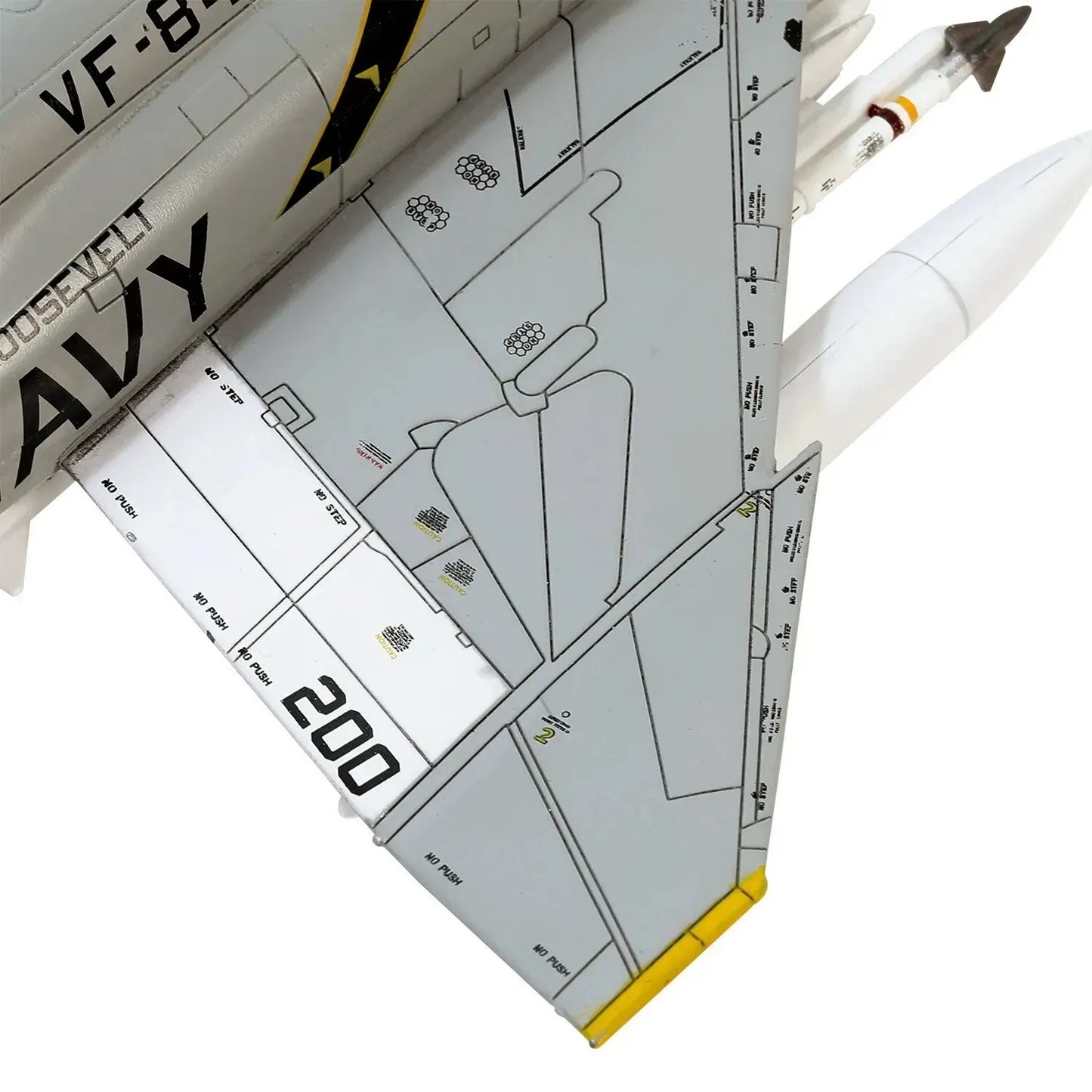 FORCES OF VALOR F-4B PHANTOM II US NAVY VF-84 "JOLLY ROGERS" USS FRANKLIN D ROOSEVELT 1970