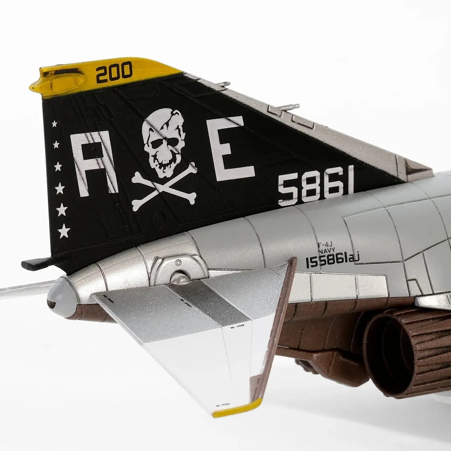 FORCES OF VALOR F-4B PHANTOM II US NAVY VF-84 "JOLLY ROGERS" USS FRANKLIN D ROOSEVELT 1970