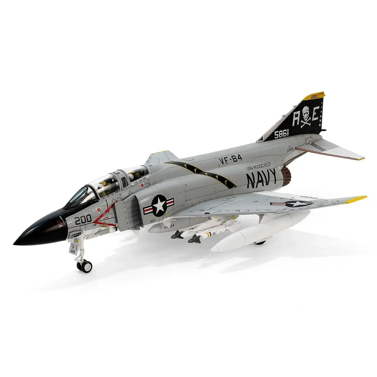 FORCES OF VALOR F-4B PHANTOM II US NAVY VF-84 "JOLLY ROGERS" USS FRANKLIN D ROOSEVELT 1970
