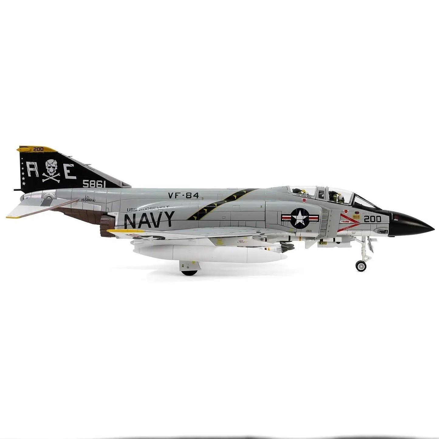 FORCES OF VALOR F-4B PHANTOM II US NAVY VF-84 "JOLLY ROGERS" USS FRANKLIN D ROOSEVELT 1970