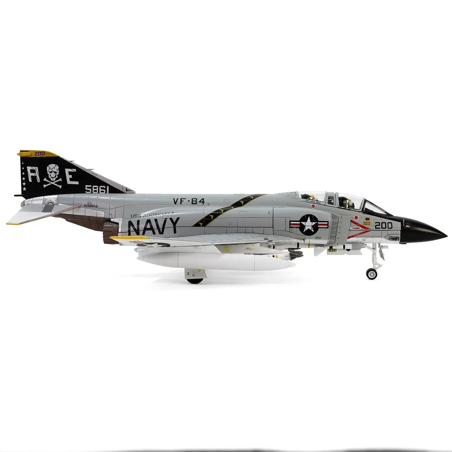 FORCES OF VALOR F-4B PHANTOM II US NAVY VF-84 "JOLLY ROGERS" USS FRANKLIN D ROOSEVELT 1970