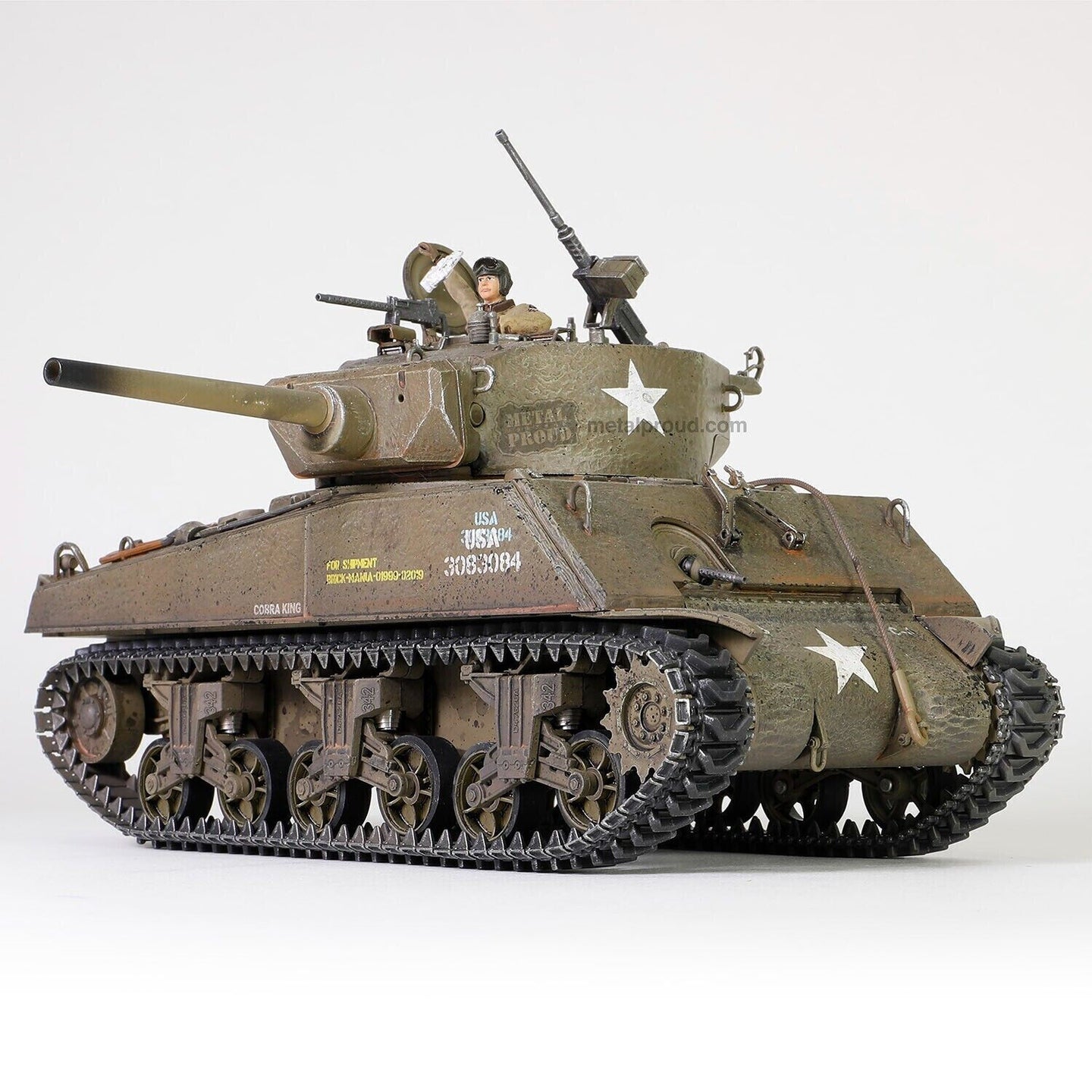 FORCES OF VALOR US SHERMAN MEDIUM TANK M4A3E2 "FIRST IN BASTOGNE"