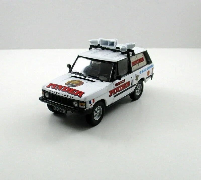 DIREKT COLLECTIONS PINDER CIRCUS LAND ROVER ADVERTISING