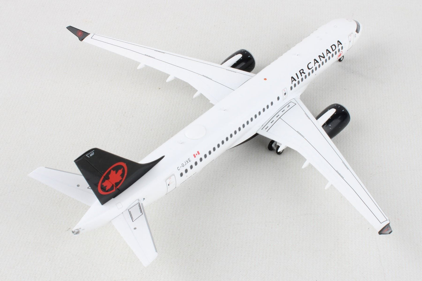GEMINI JETS A220-300 AIR CANADA REG: C-GJXE