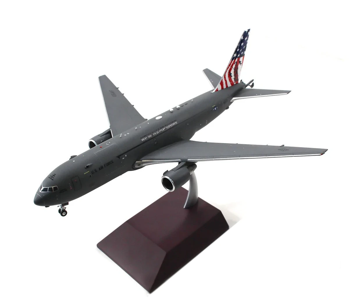GEMINI JETS KC-46A PEGASUS USAF NEW HAMPSHIRE ANG CITY OF PORTSMOUTH REG: 1746034