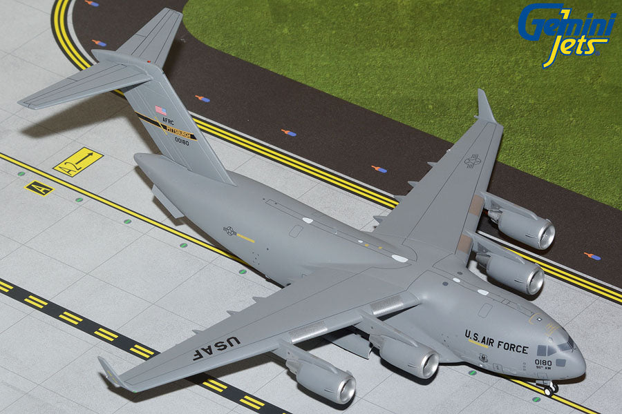 GEMINI JETS C-17A GLOBEMASTER III USAF "PITTSBURGH ARS" REG: 00-0180