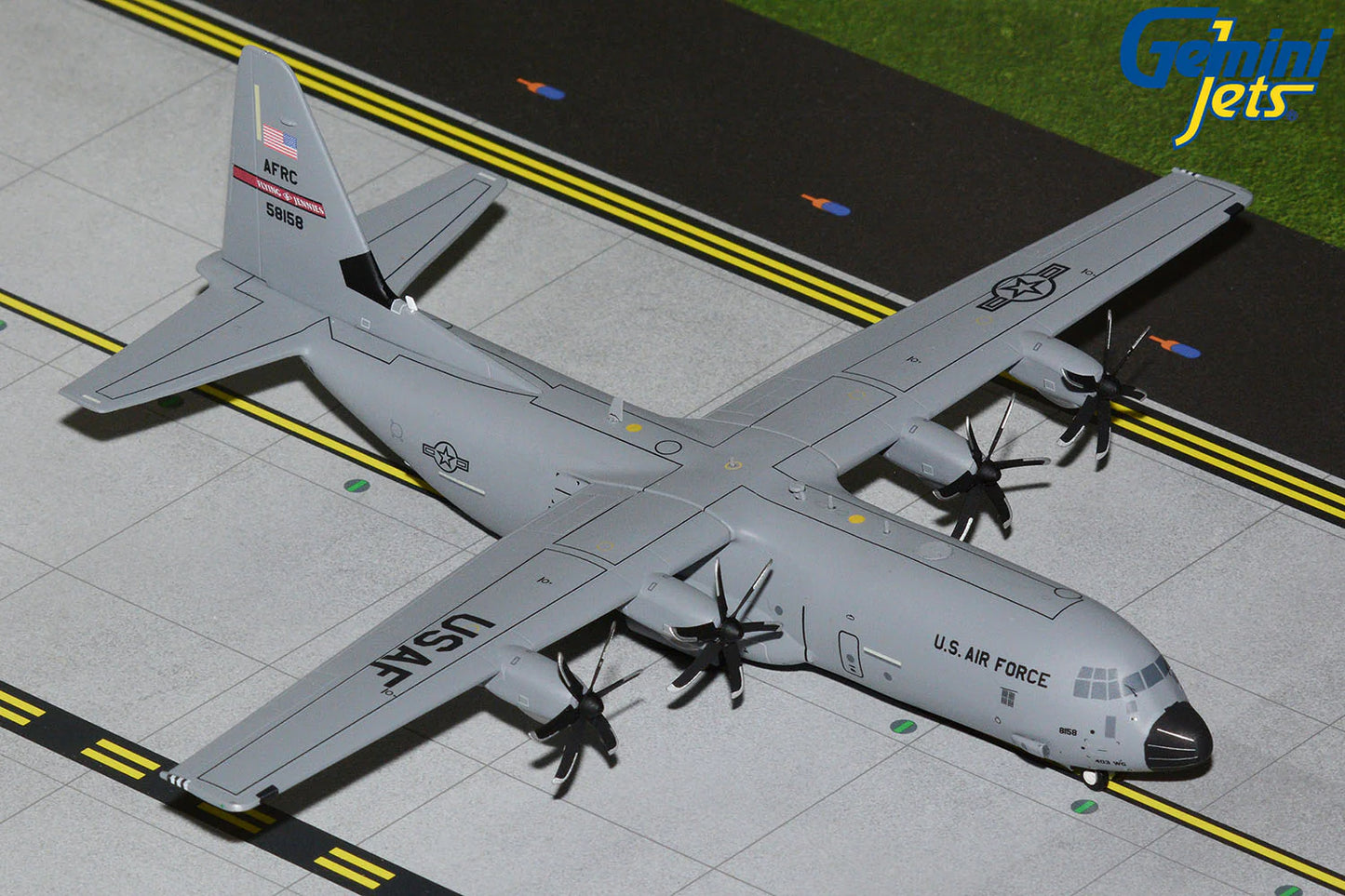 GEMINI JETS C-130J HERCULES U.S. AIR FORCE 05-8158 "FLYING JENNIES" KEESLER AFB