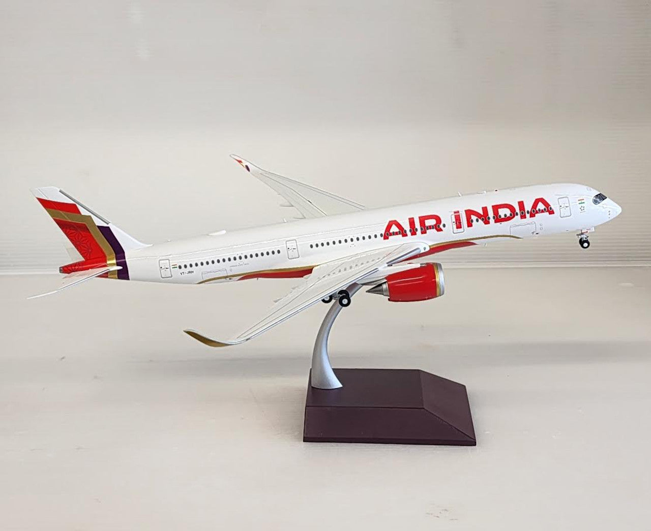 GEMINI JETS A350-900 AIR INDIA REG: VT-JRH
