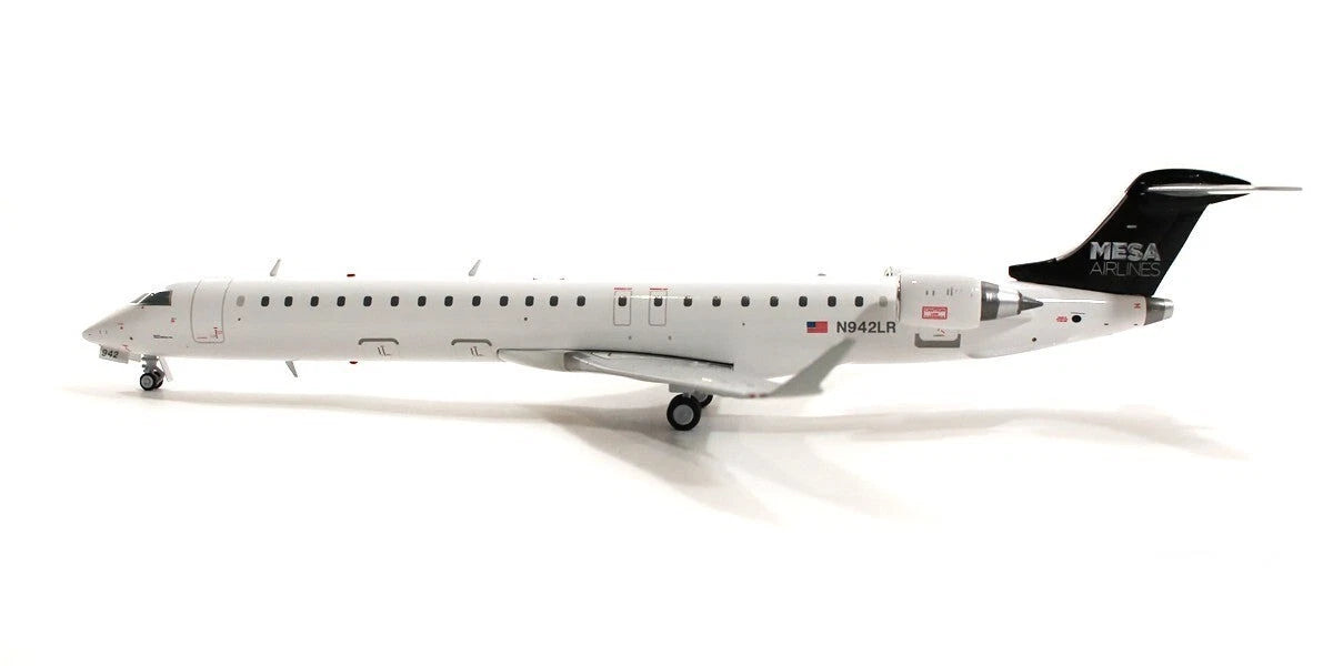 GEMINI JETS CRJ-900ER MESA AIRLINES REG: N942LR
