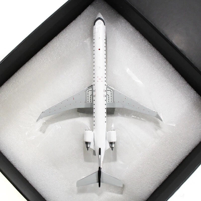GEMINI JETS CRJ-900ER MESA AIRLINES REG: N942LR