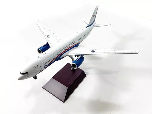 GEMINI JETS A330-200 CC-300 HUSKY ROYAL CANADIAN AIR FORCE (VIP AIRCRAFT) REG: 330002