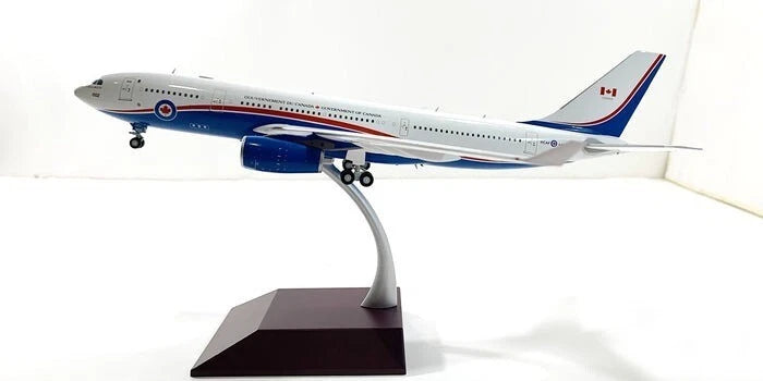 GEMINI JETS A330-200 CC-300 HUSKY ROYAL CANADIAN AIR FORCE (VIP AIRCRAFT) REG: 330002