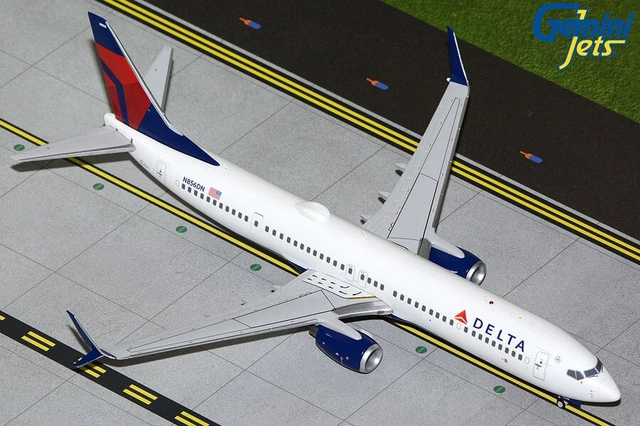 GEMINI JETS B737-900ER DELTA AIR LINES REG: N856DN