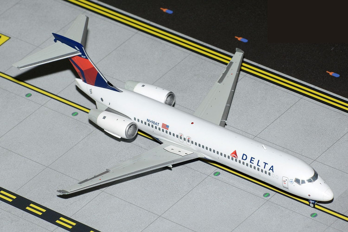 GEMINI JETS B717-200 DELTA AIR LINES REG: N998AT