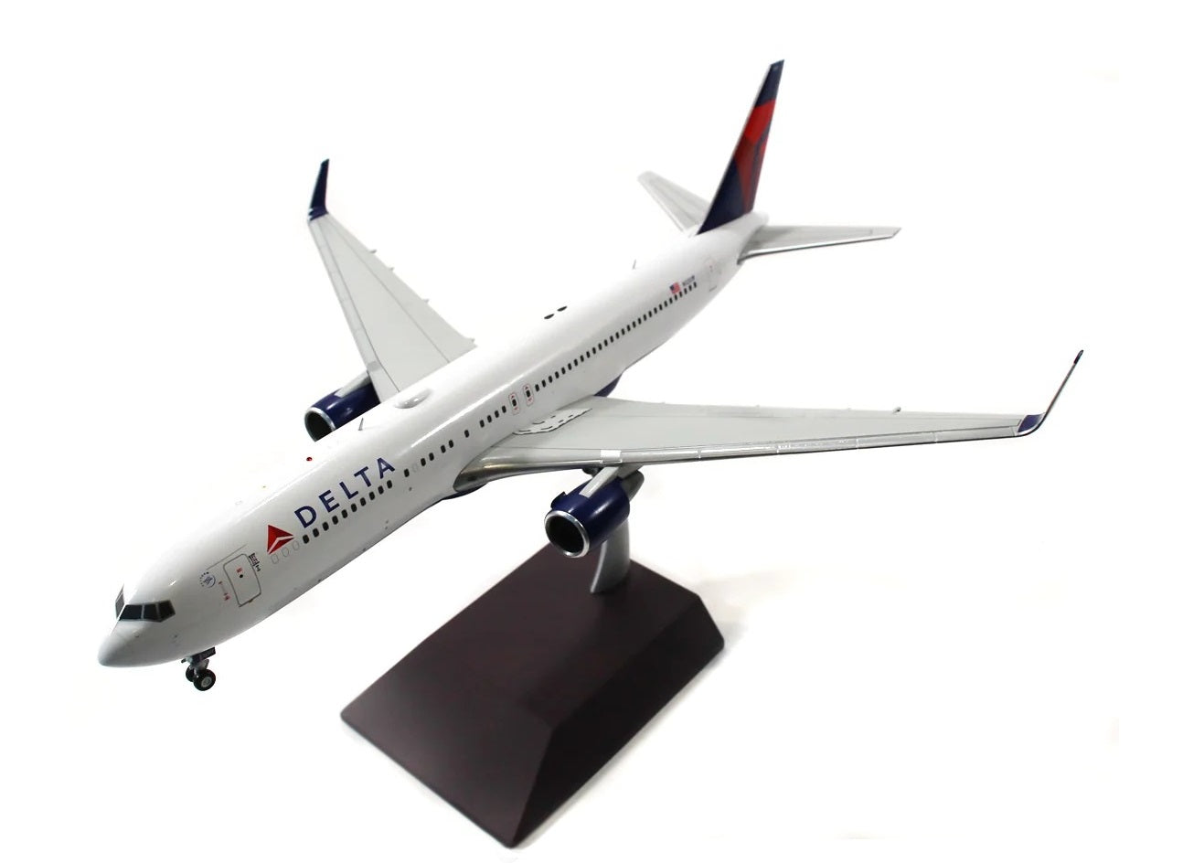 GEMINI JETS B767-300ER(W) DELTA AIR LINES REG: N1201P
