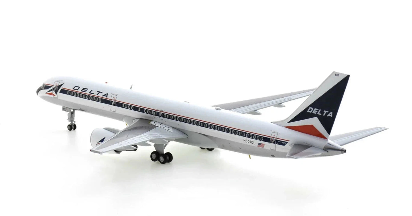 GEMINI JETS B757-200 DELTA AIR LINES (WIDGET LIVERY) REG: N607DL