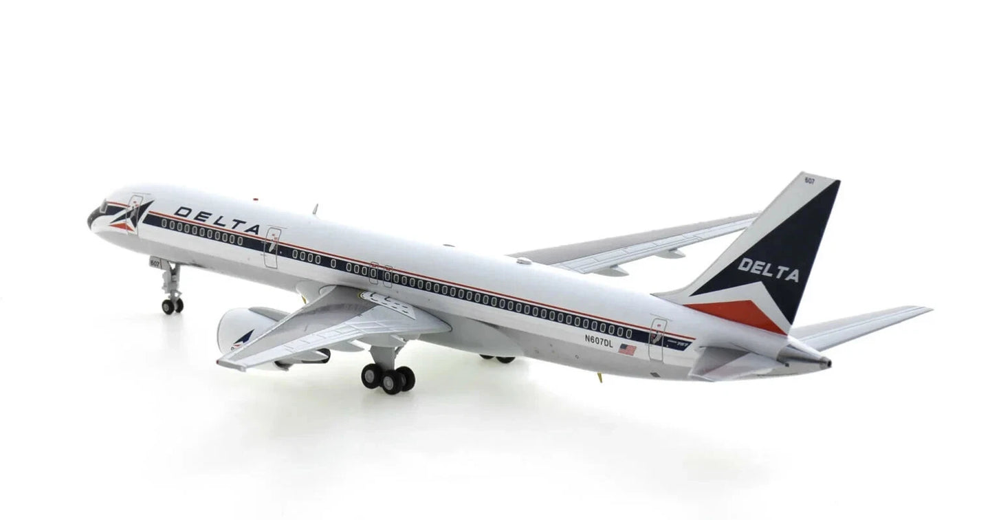 GEMINI JETS B757-200 DELTA AIR LINES (WIDGET LIVERY) REG: N607DL