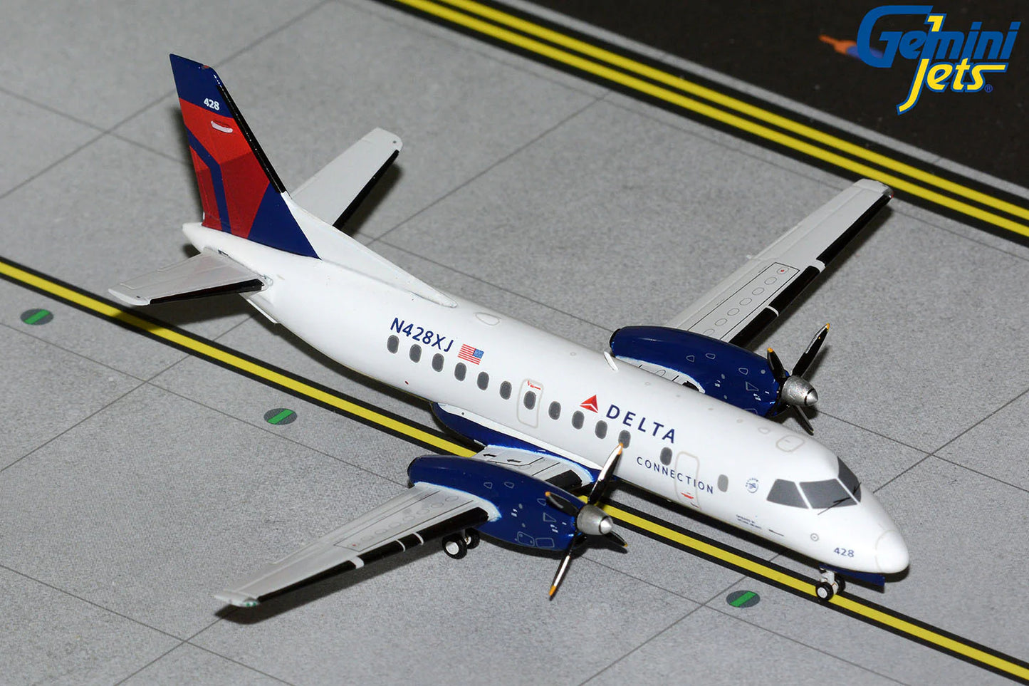 GEMINI JETS 340B DELTA CONNECTION / MESABA AIRLINES REG: N428XJ