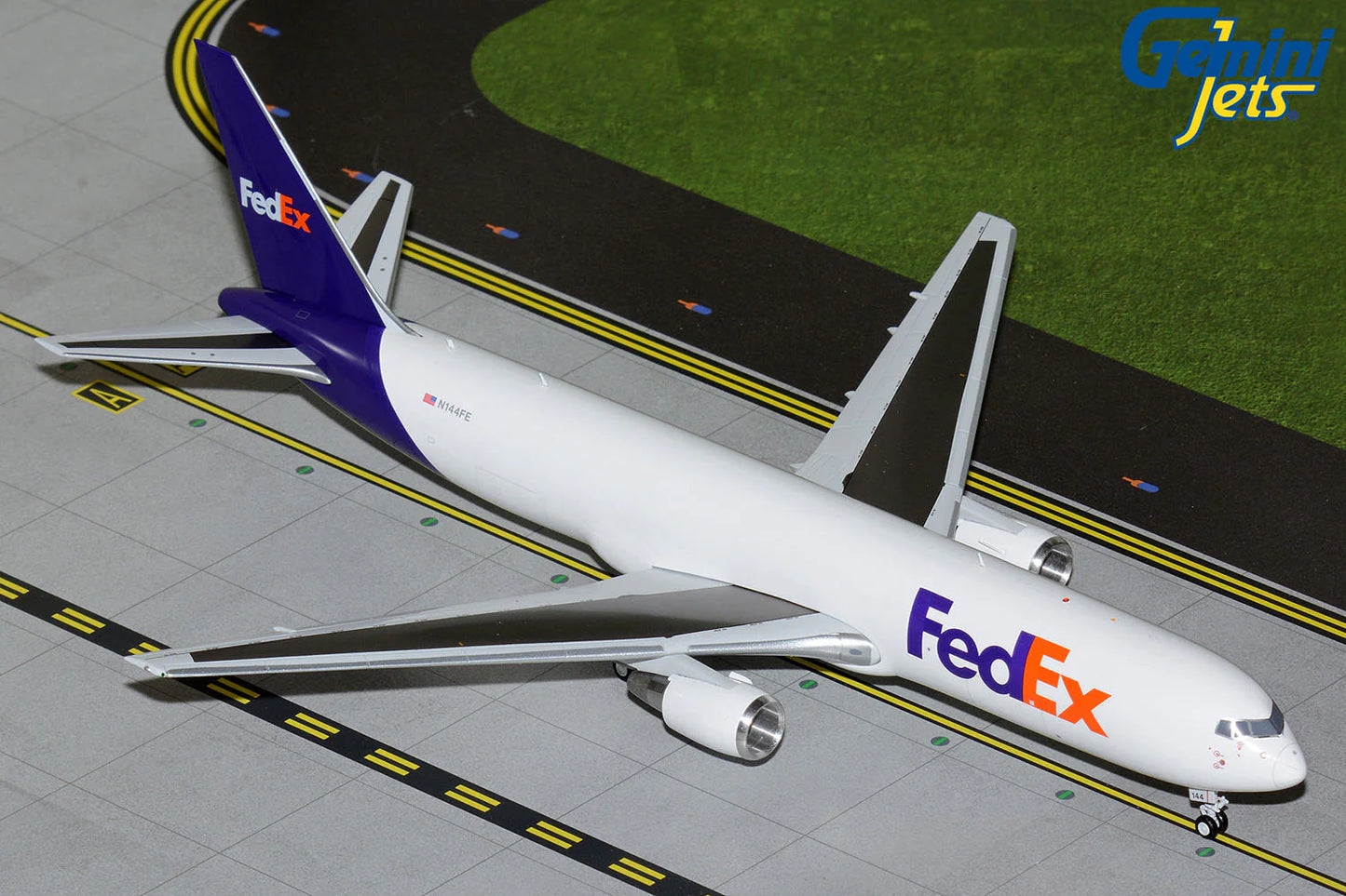 GEMINI JETS B767-300ER FEDEX "REVISED LIVERY" REG: N144FE
