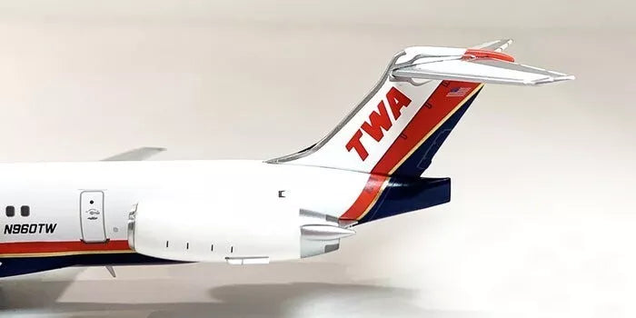 GEMINI JETS MD-80 TRANS WORLD AIRINES (TWA) "FINAL LIVERY" REG: N960TW