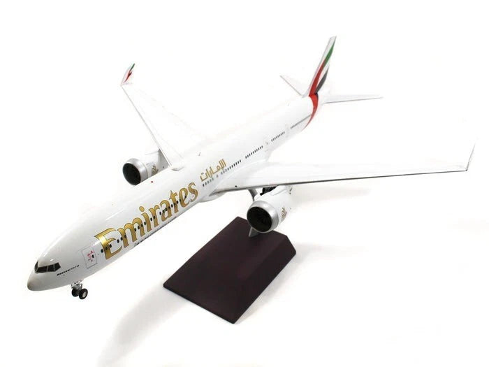 GEMINI JETS B777-9X EMIRATES REG: A6-EZA